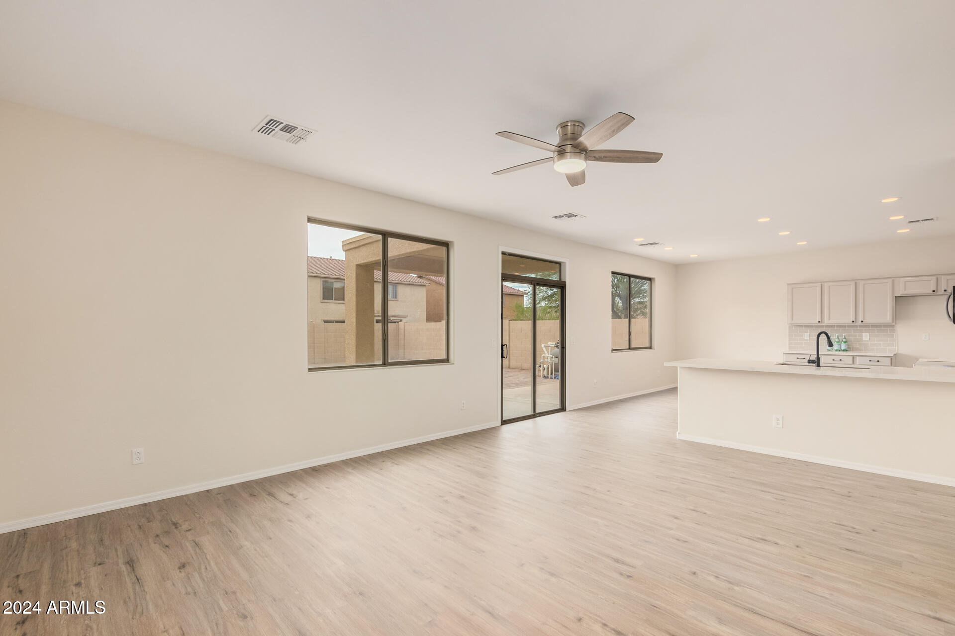 6855 West Darrel Road Laveen, AZ 85339 - Photo 5 of 26 12 - Darrel 6855