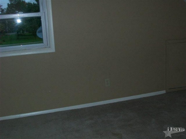 1134 Madison Street Decatur, IN 46733 - Photo 5 of 10