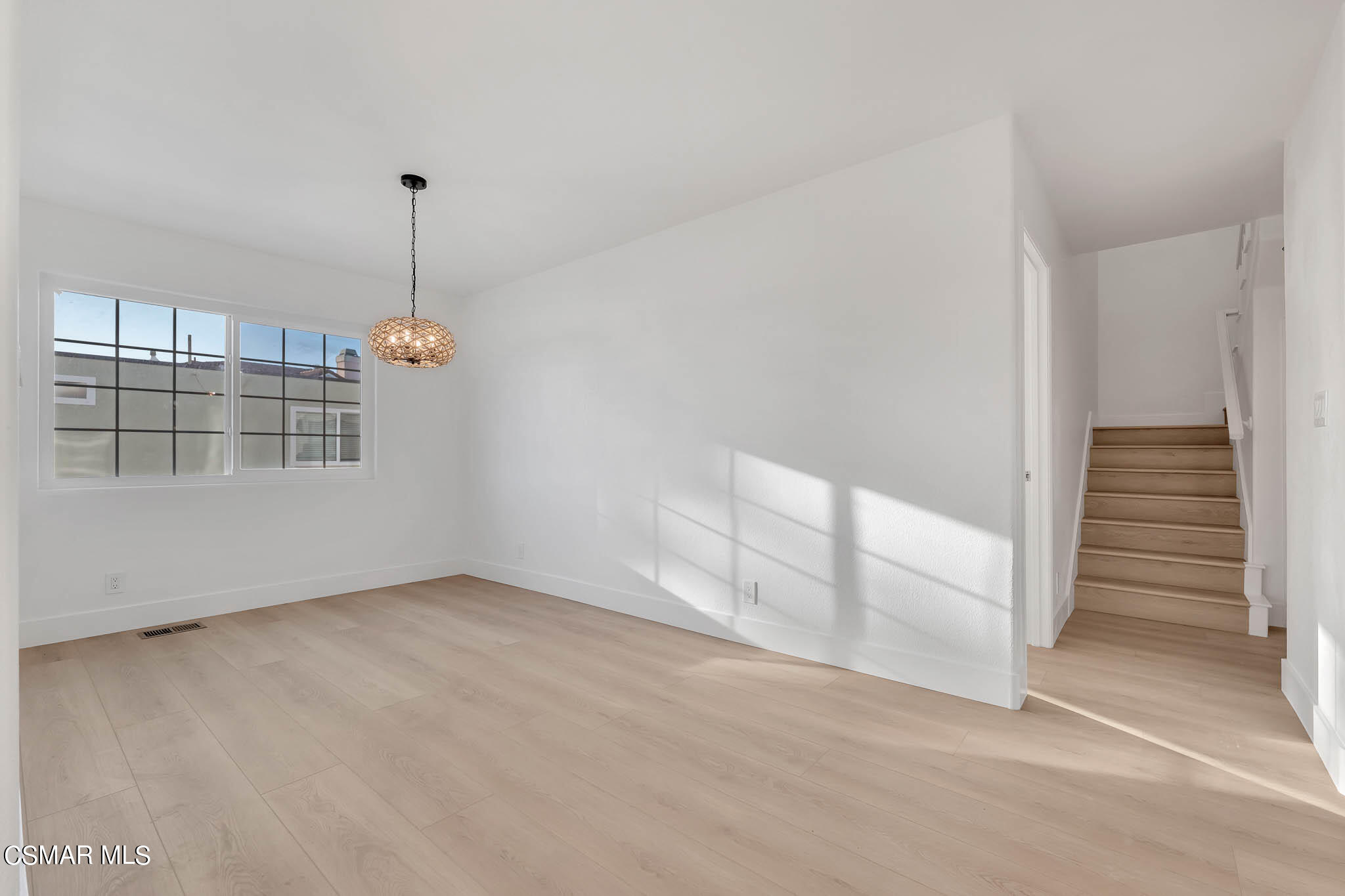 5222 West Wooley Road Oxnard, CA 93035 - Photo 14 of 39 a view of an empty room with a window