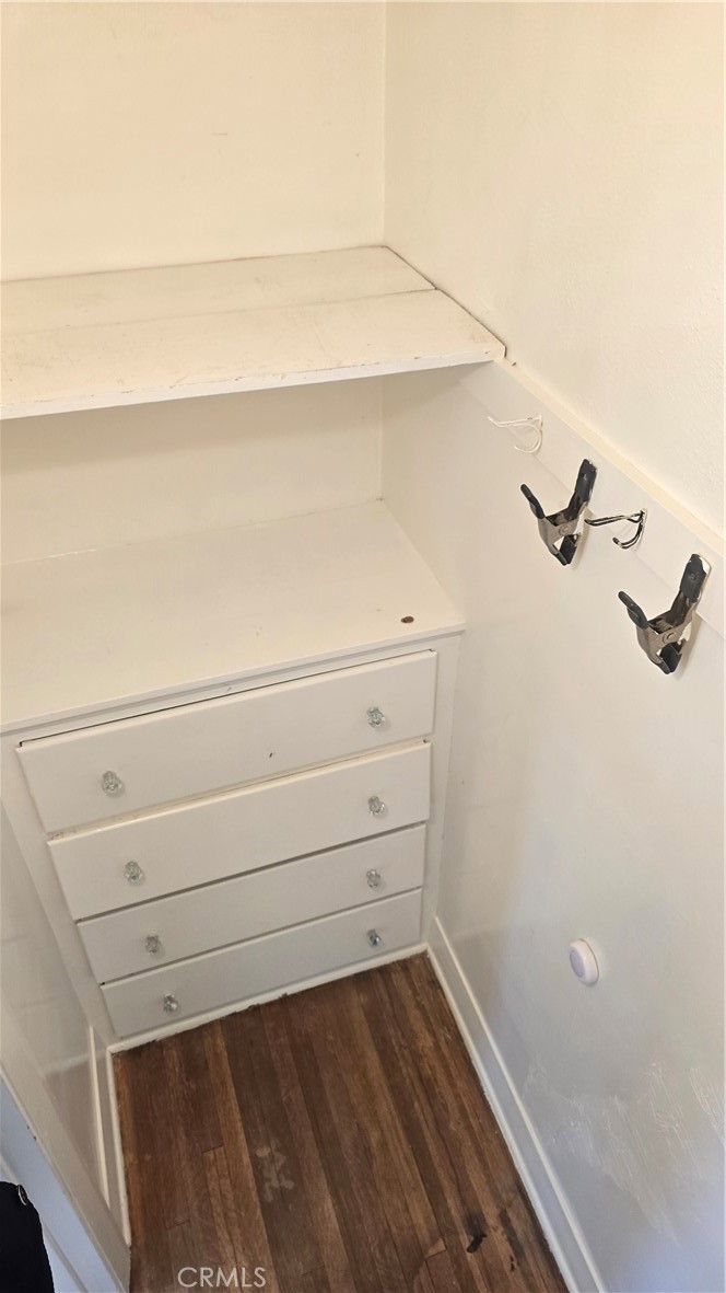 6179 Oak Crest Way Los Angeles, CA 90042 - Photo 5 of 5 a close up of a shower