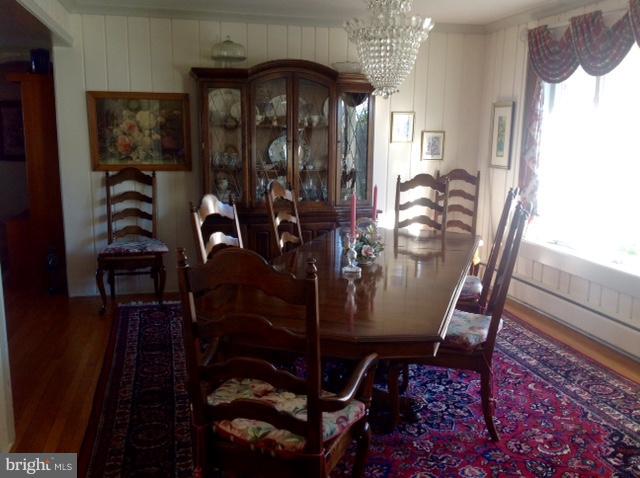 118 Riverside Drive Cambridge, MD 21613 - Photo 5 of 12 Dining Room