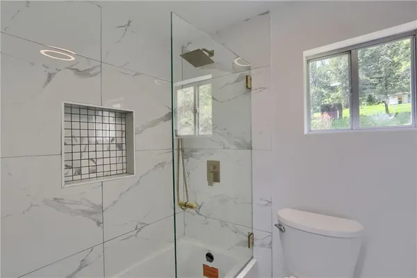 $285,000 | 2513 Grove Road, South Park, PA 15129