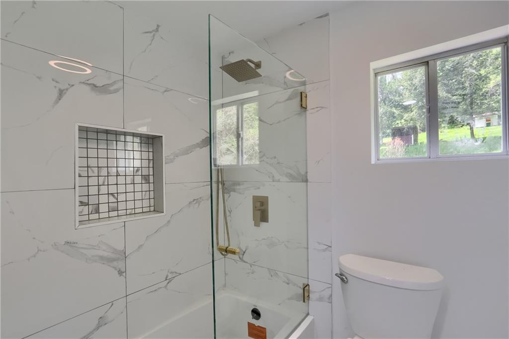 2513 Grove Road South Park, PA 15129 - Photo 24 of 47