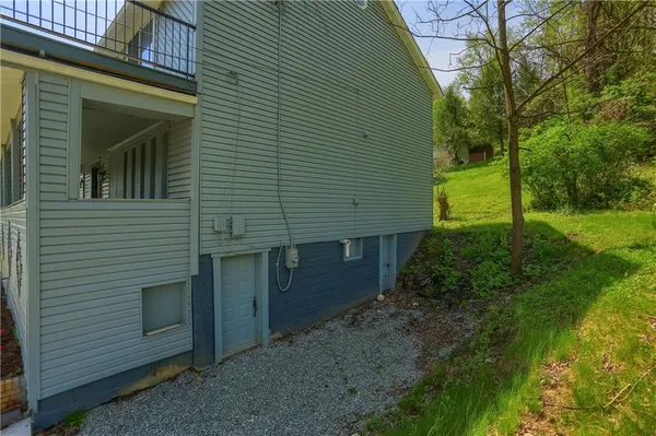 $285,000 | 2513 Grove Road, South Park, PA 15129