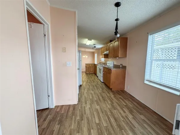 $1,695 | 3505 Meteor Place, Valrico, FL 33594