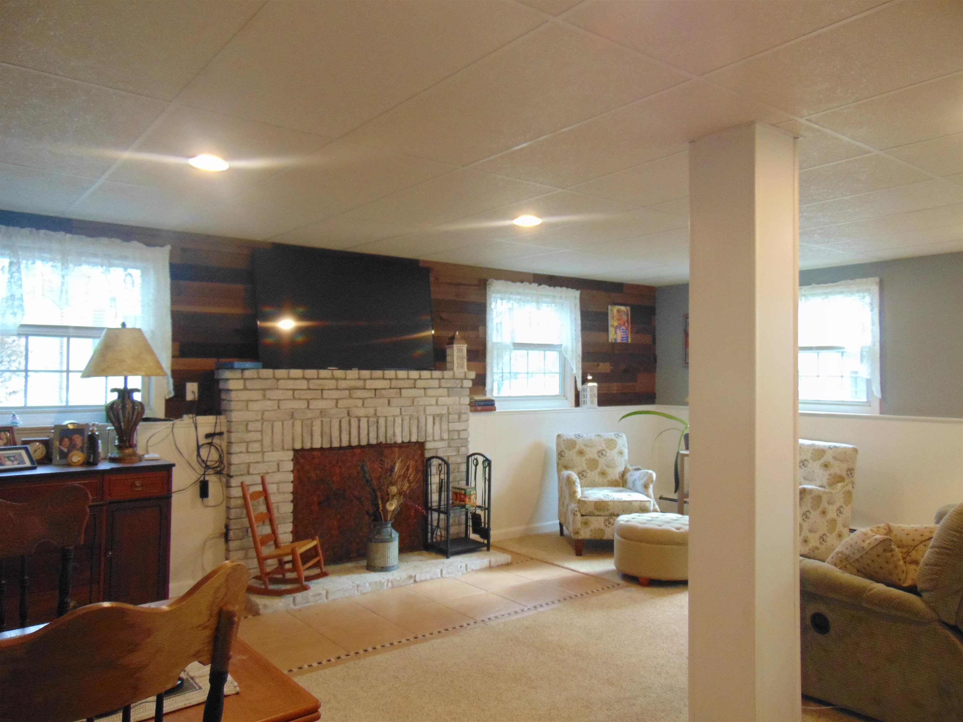 57 Eastview Road Keene, NH 03431 - Photo 8 of 24