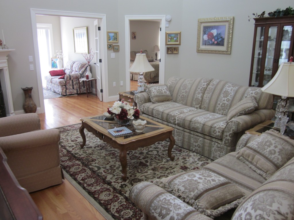 51 Beech Hill Road, Unit 51 West Springfield, MA 01089 - Photo 5 of 14 Gallery Image 5