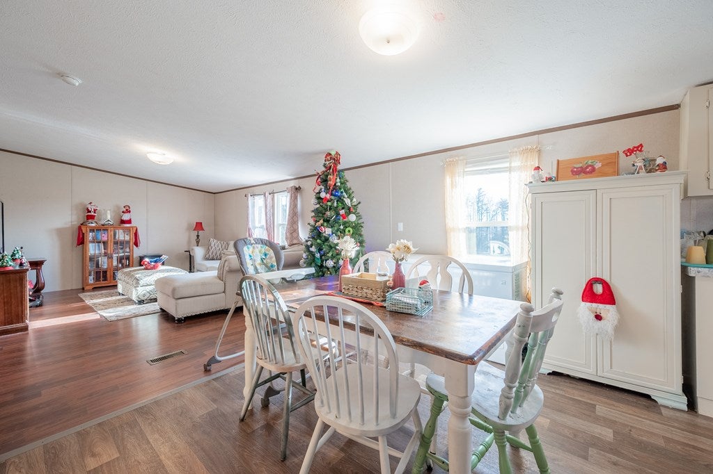 308 Maple Shade Road Laurel Fork, VA 24352 - Photo 14 of 36 Gallery Image 14
