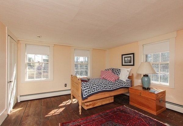 824 Bay Road Hamilton, MA 01982 - Photo 15 of 19