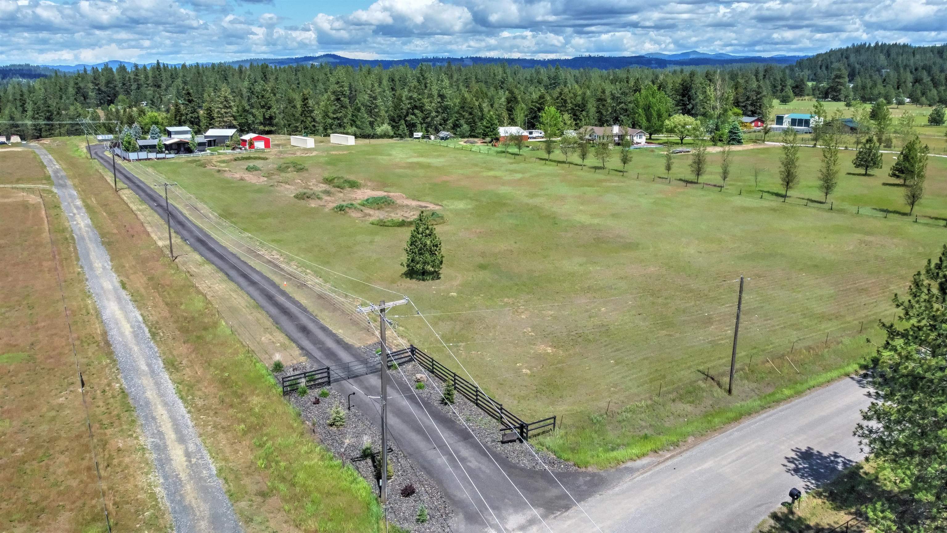 4313 Jim Hill Road Chattaroy, WA 99003 - Photo 3 of 50 Gallery Image 3