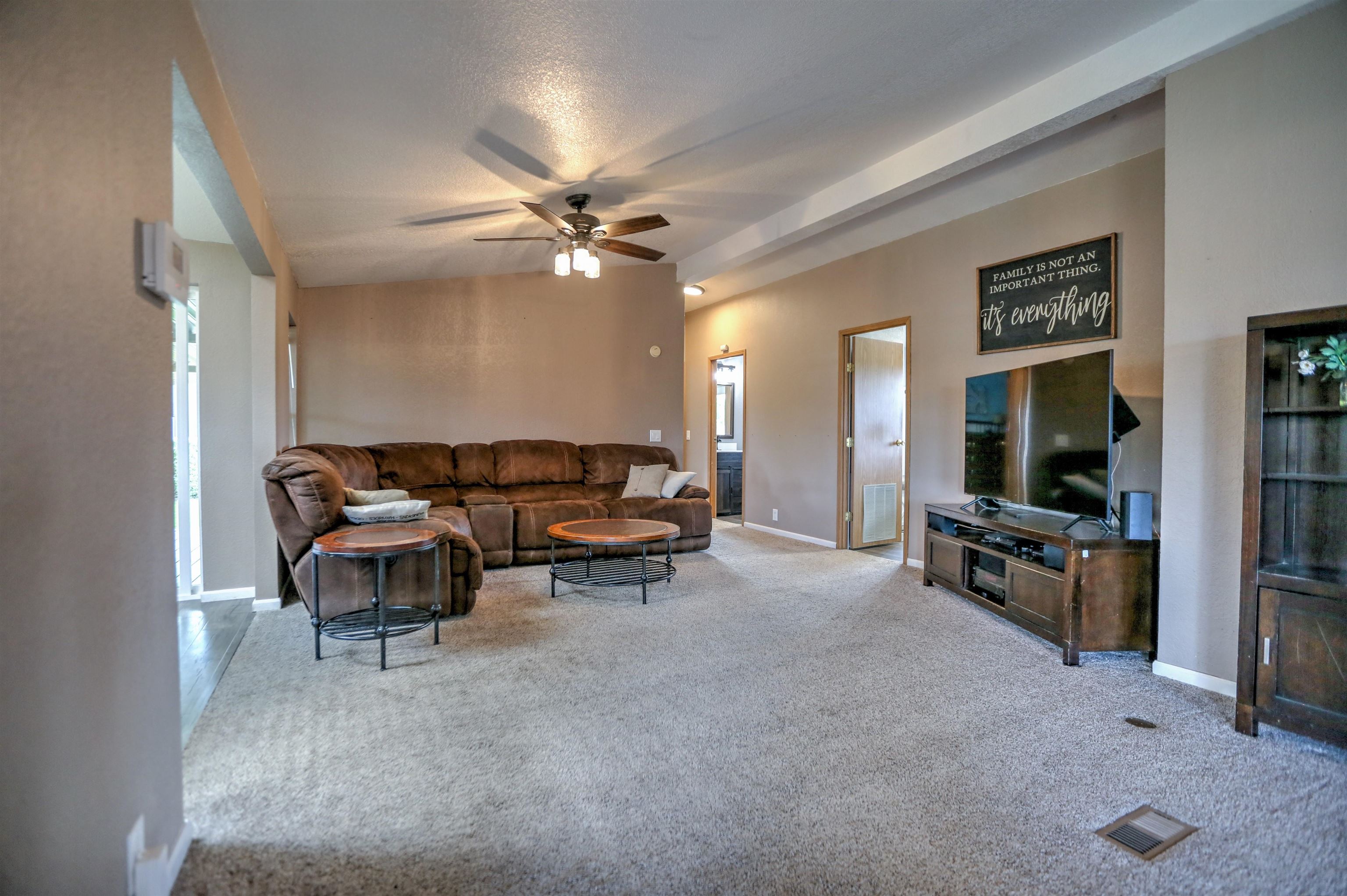 4313 Jim Hill Road Chattaroy, WA 99003 - Photo 6 of 50 Gallery Image 6