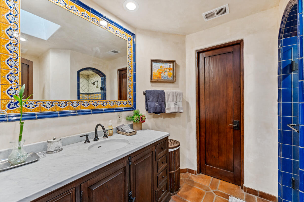 302 Piedmont Road Santa Barbara, CA 93105 - Photo 39 of 50 Bathroom 2