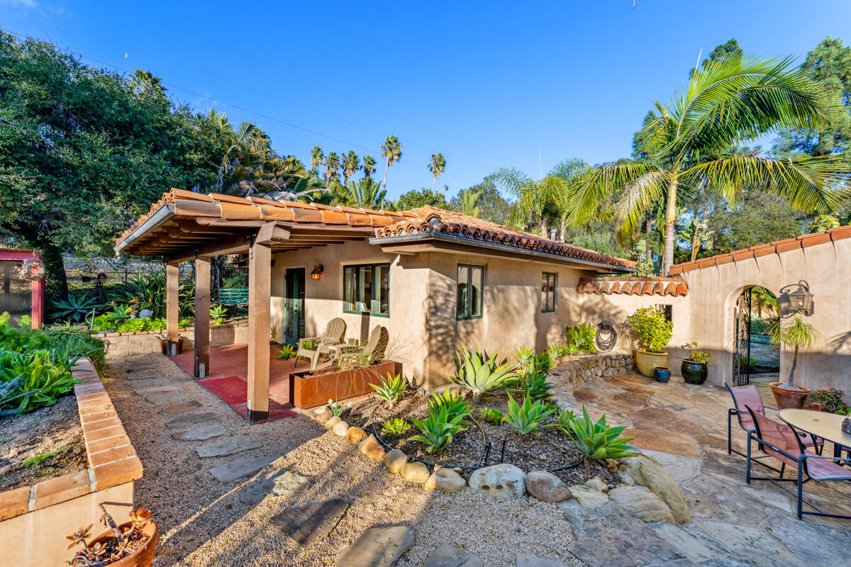 302 Piedmont Road Santa Barbara, CA 93105 - Photo 41 of 50 ADU Exterior 1