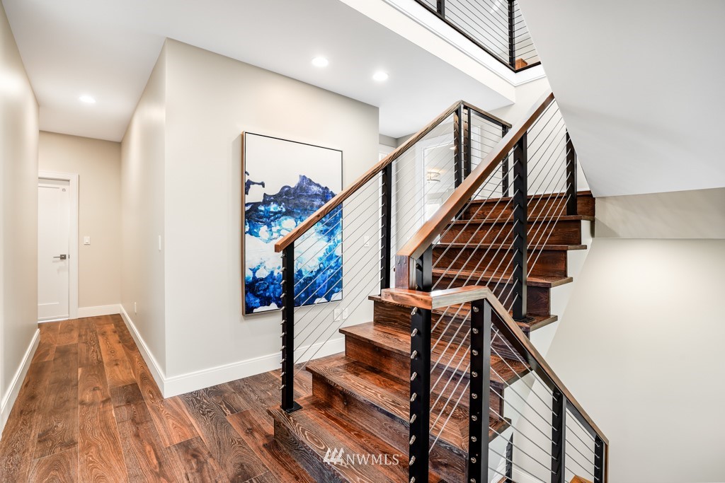 1701 37th Avenue Seattle, WA 98122 - Photo 14 of 25