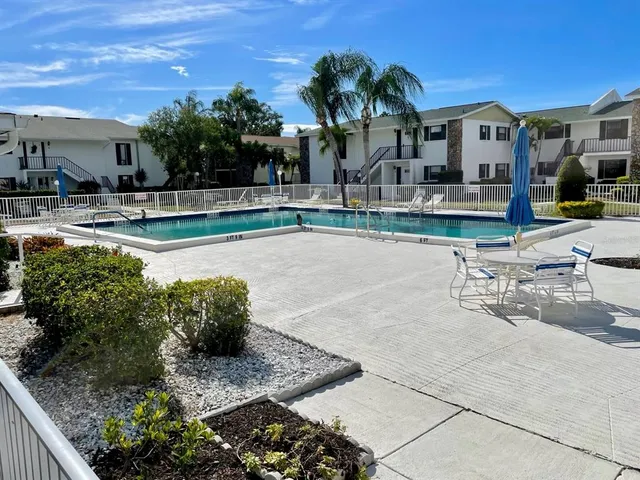 $1,499 | 5400 34th Street West, Unit 3L, Bradenton, FL 34210