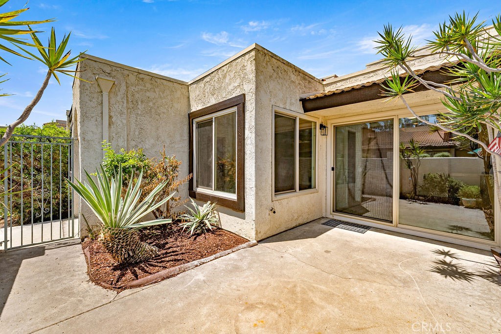9866 Lido Way, Unit 20 Cypress, CA 90630 - Photo 14 of 24 a view of a entryway door front of house