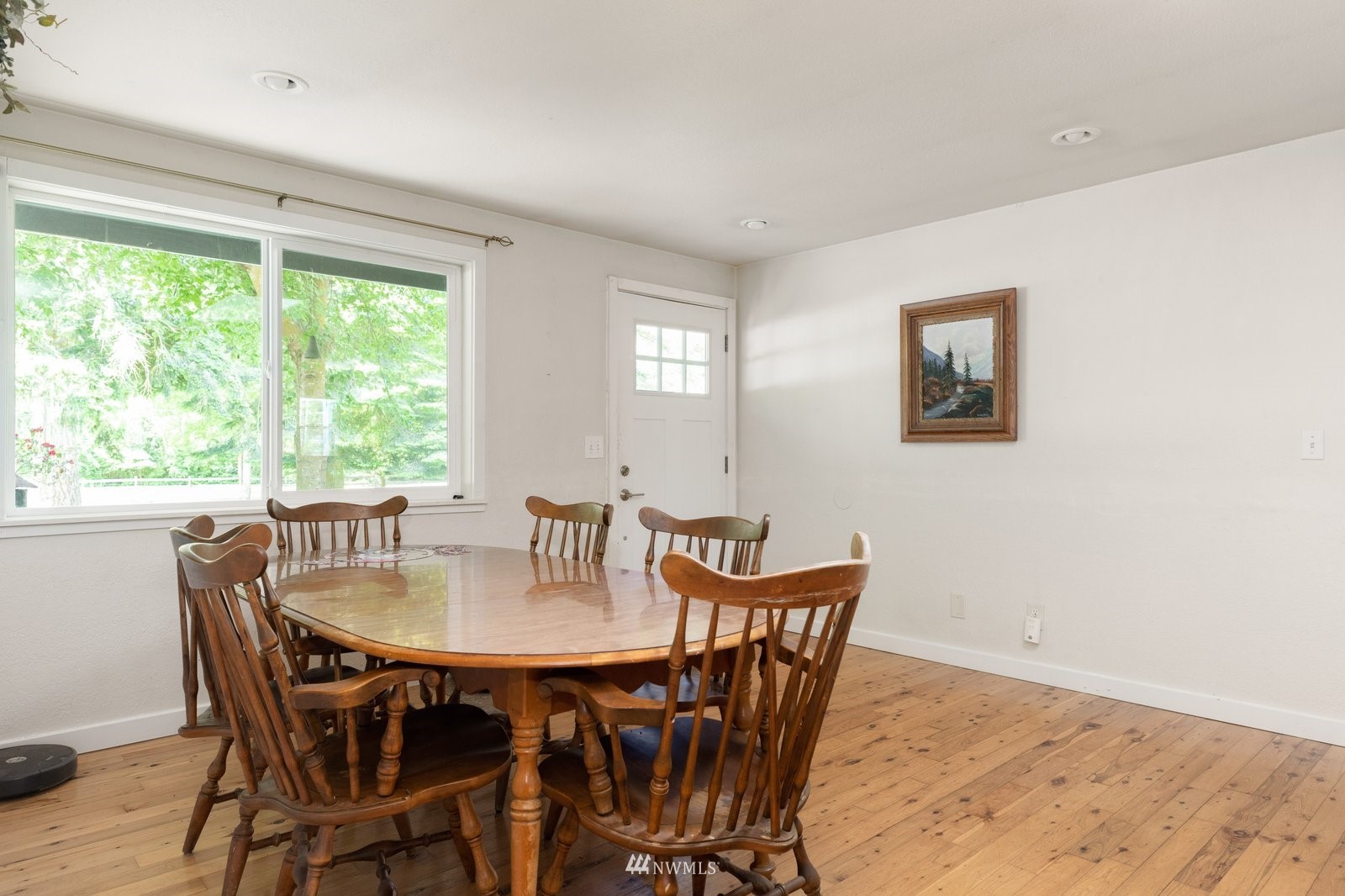 1988 Karen Road Oak Harbor, WA 98277 - Photo 11 of 36 Gallery Image 11