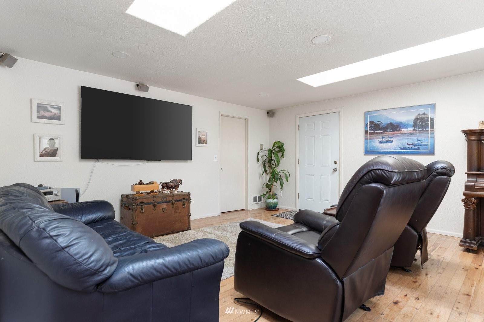 1988 Karen Road Oak Harbor, WA 98277 - Photo 17 of 36 Gallery Image 17
