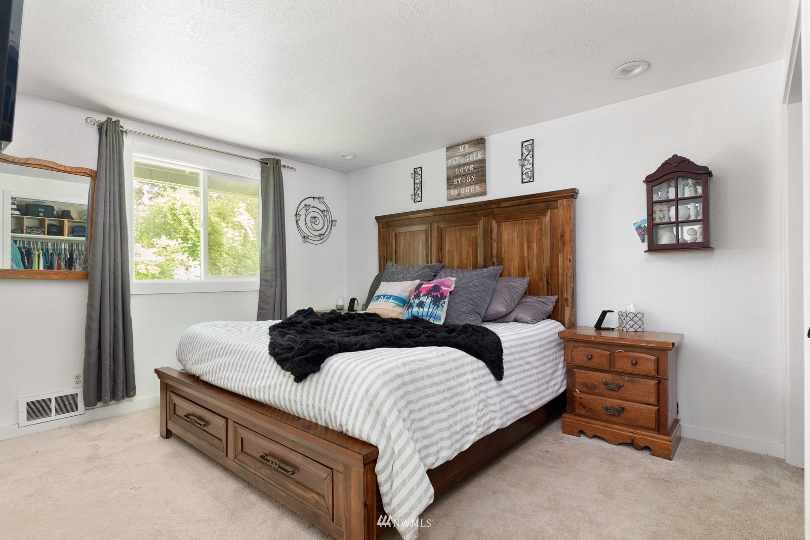 1988 Karen Road Oak Harbor, WA 98277 - Photo 18 of 36 Gallery Image 18