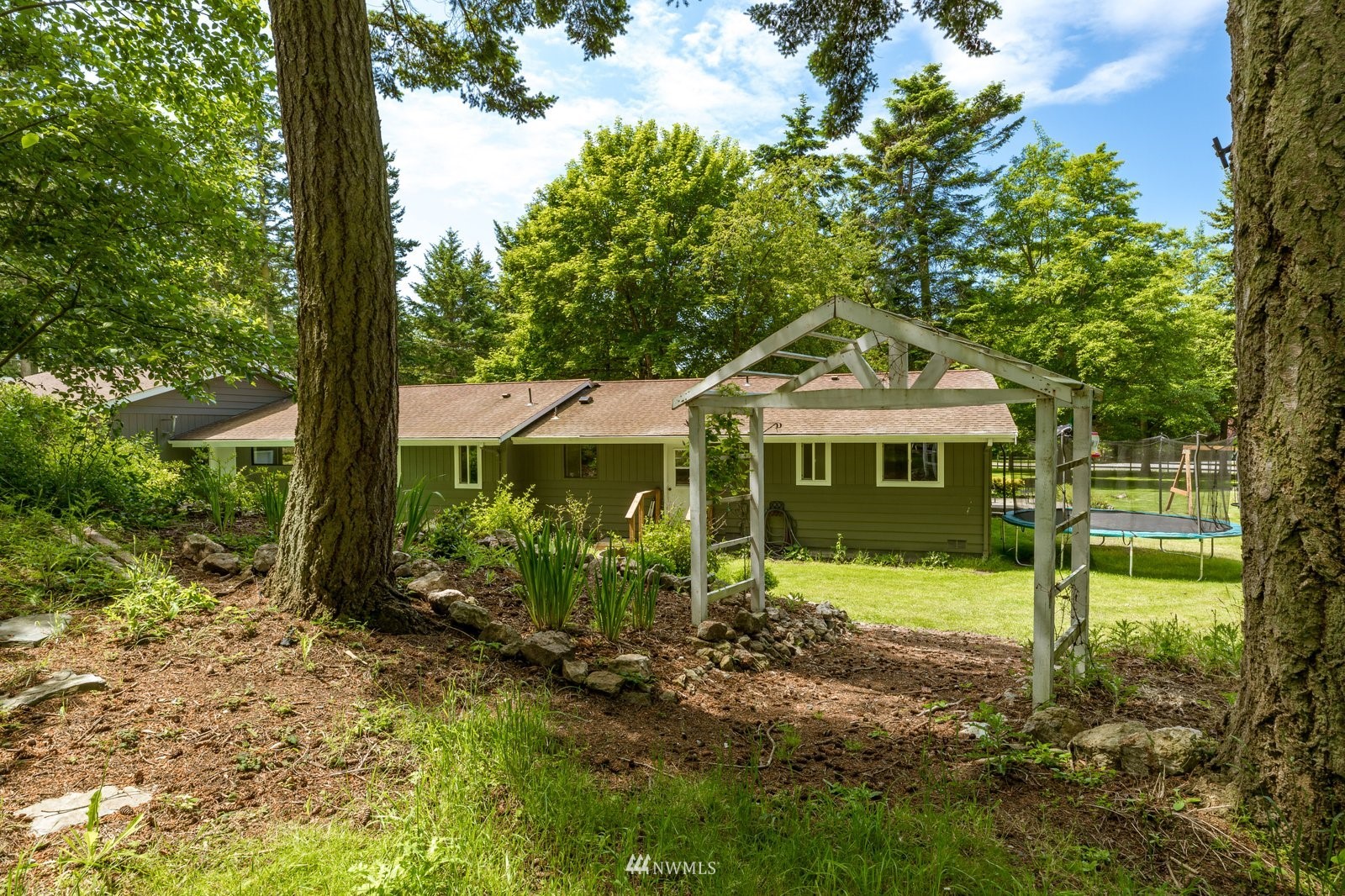 1988 Karen Road Oak Harbor, WA 98277 - Photo 35 of 36 Gallery Image 35