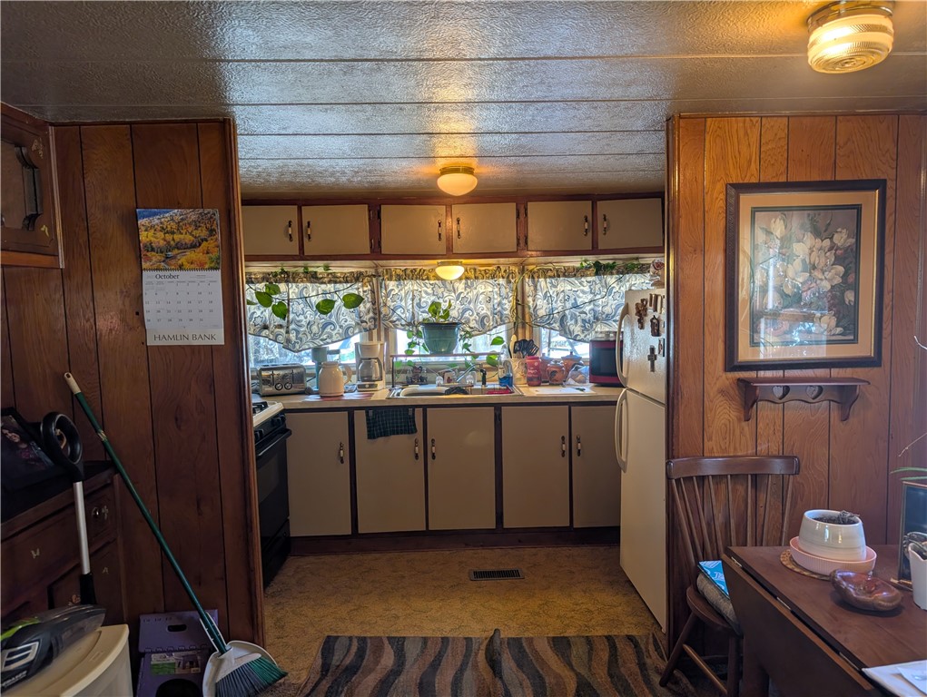 210 Summit Road Bradford, PA 16701 - Photo 7 of 26
