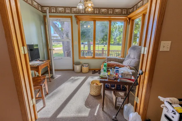 $450,000 | 1992 220th Avenue, Tracy, MN 56175