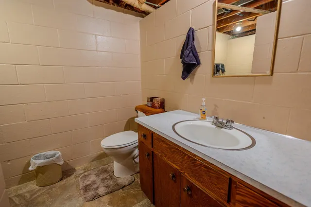 $450,000 | 1992 220th Avenue, Tracy, MN 56175