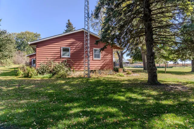 $450,000 | 1992 220th Avenue, Tracy, MN 56175