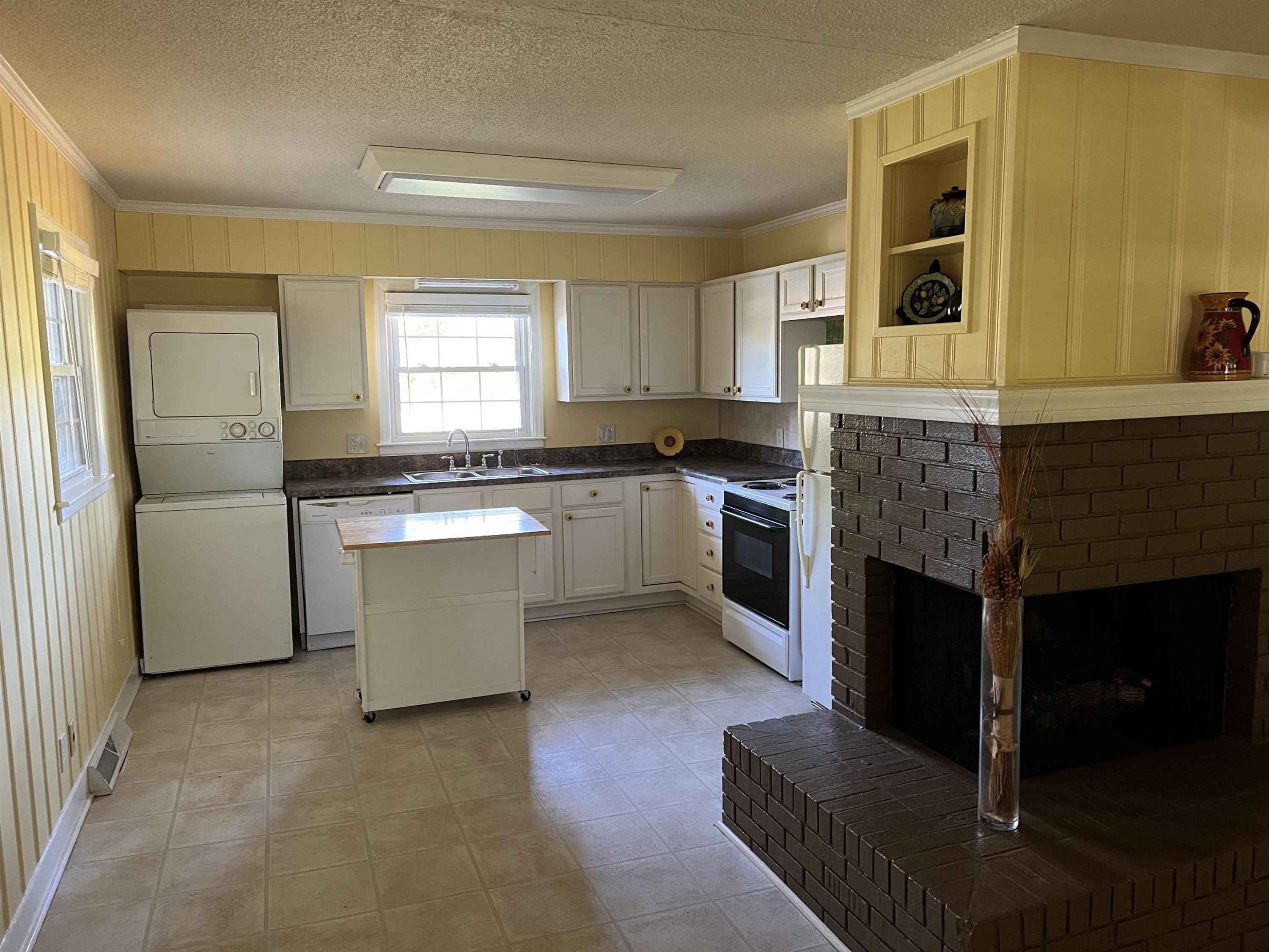 1920 Hillandale Road Durham, NC 27705 - Photo 15 of 21 Photo 15