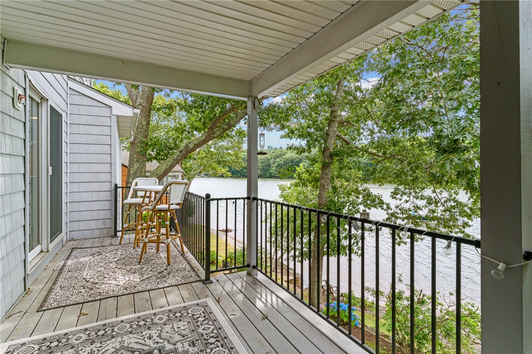 8 Woodsia Road Narragansett, RI 02874 - Photo 37 of 49