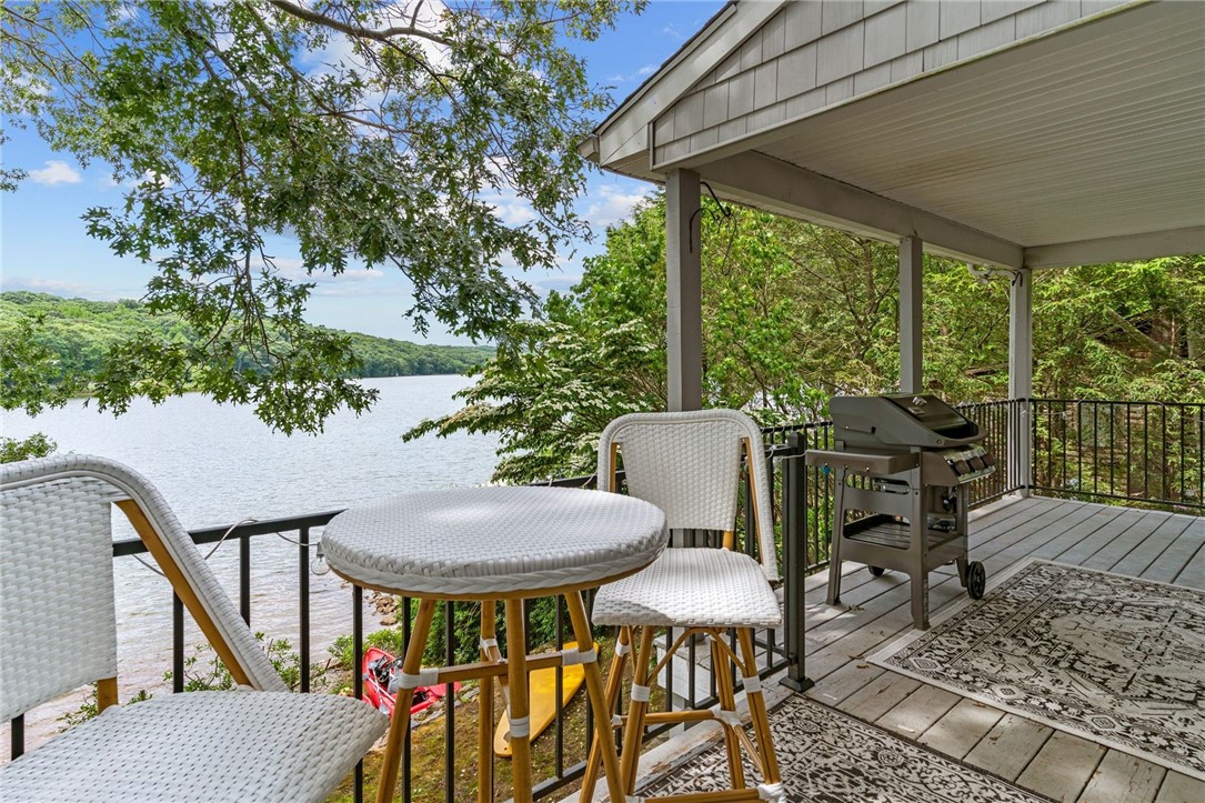 8 Woodsia Road Narragansett, RI 02874 - Photo 39 of 49