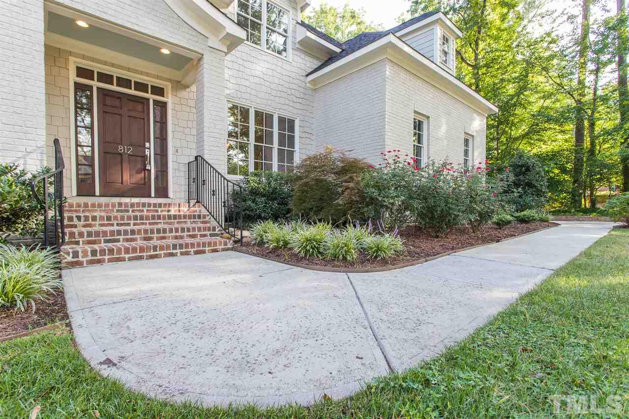 812 Macon Place Raleigh, NC 27609 - Photo 2 of 30