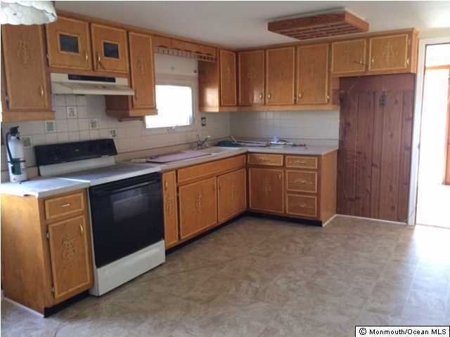 112 Edwards Road Brick, NJ 08723 - Photo 2 of 7 Additional Photo