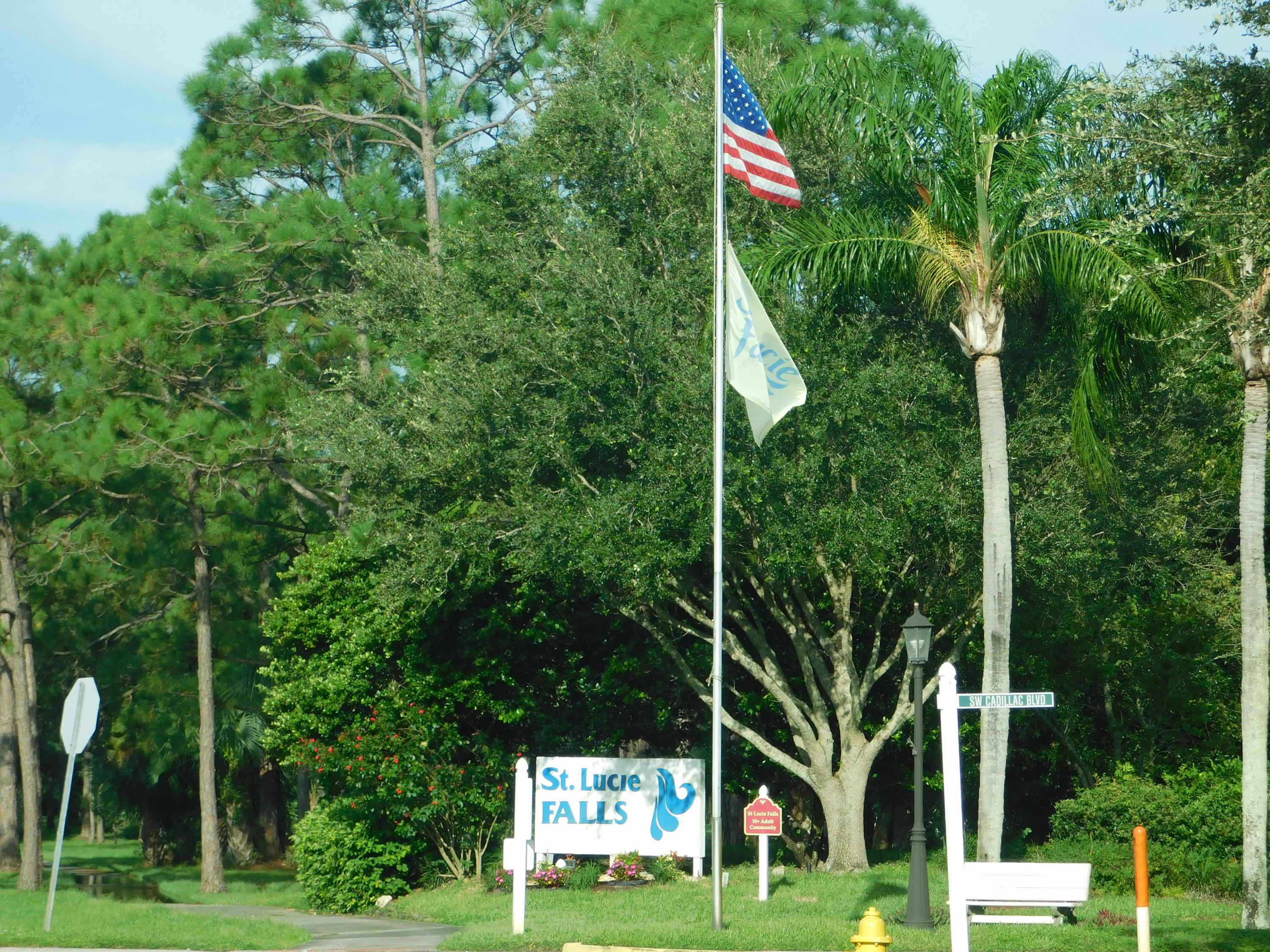 8925 Southwest Chevy Circle Stuart, FL 34997 - Photo 44 of 72 Community Entrance