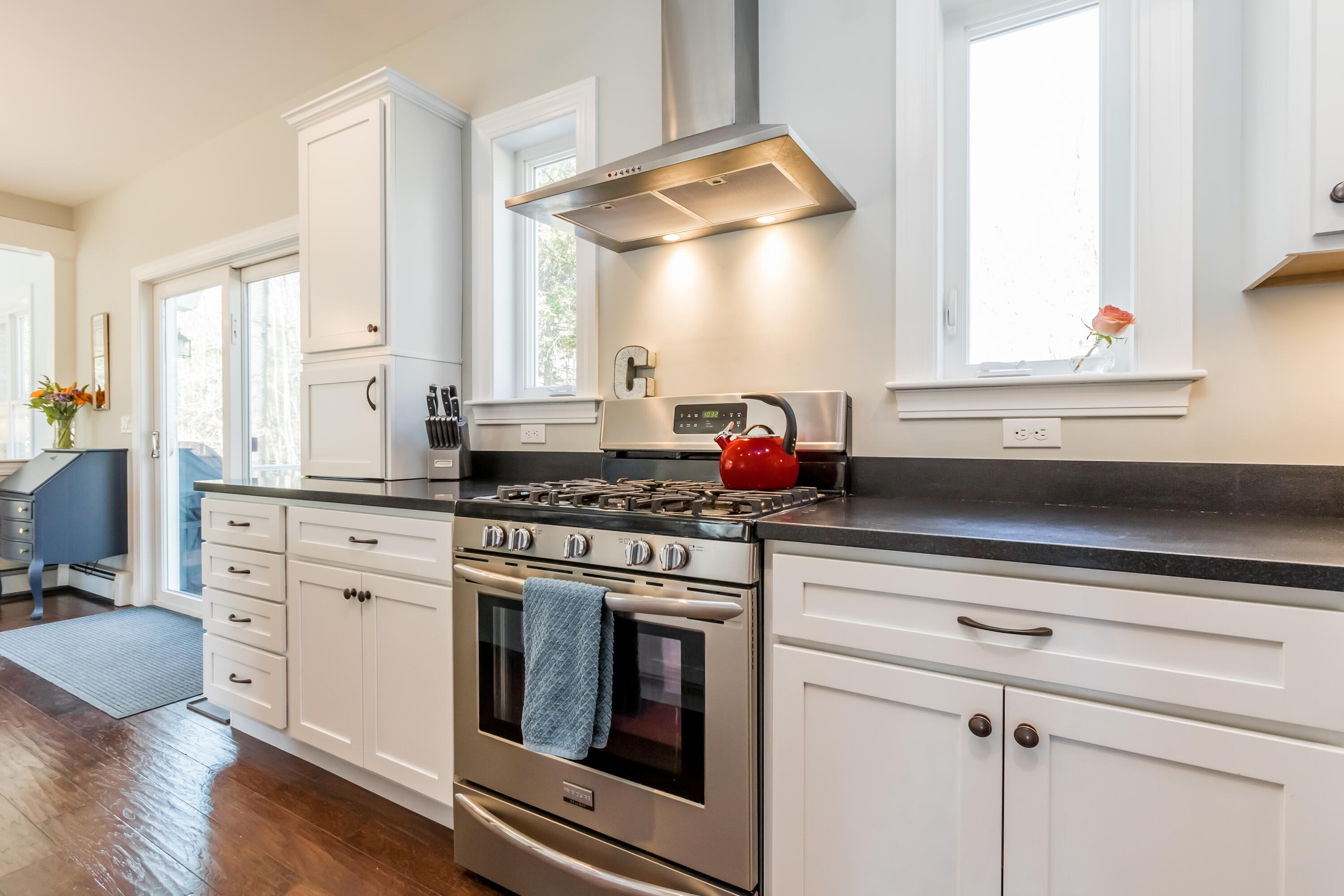 30 South Ridge Road Falmouth, ME 04105 - Photo 24 of 58 Kitchen