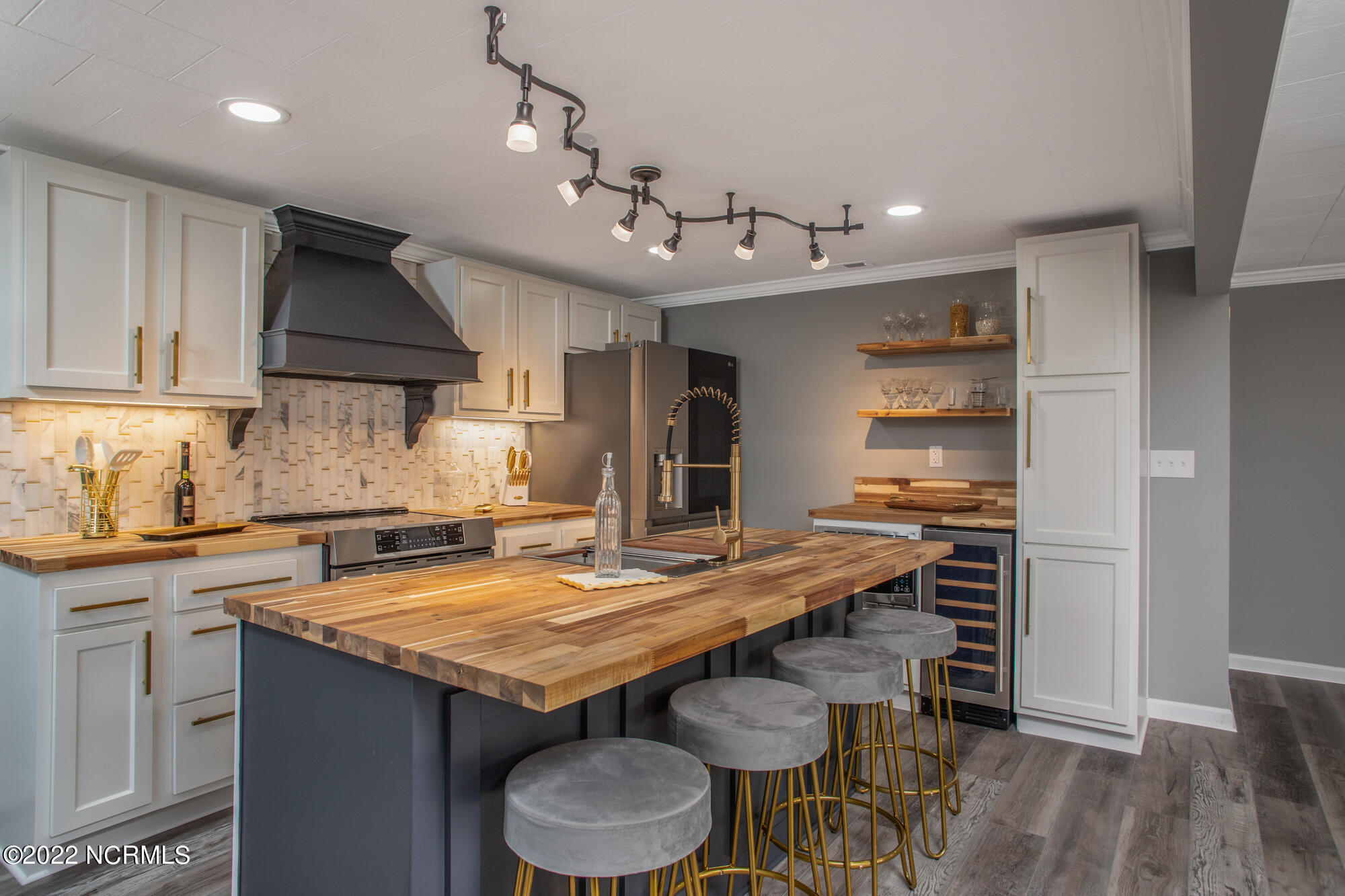 6891 Florence Road Merritt, NC 28556 - Photo 2 of 35 Kitchen