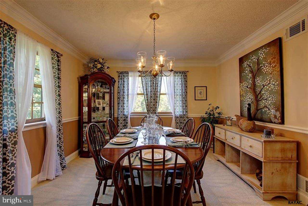 113 South Schoolhouse Road Thomasville, PA 17364 - Photo 12 of 29