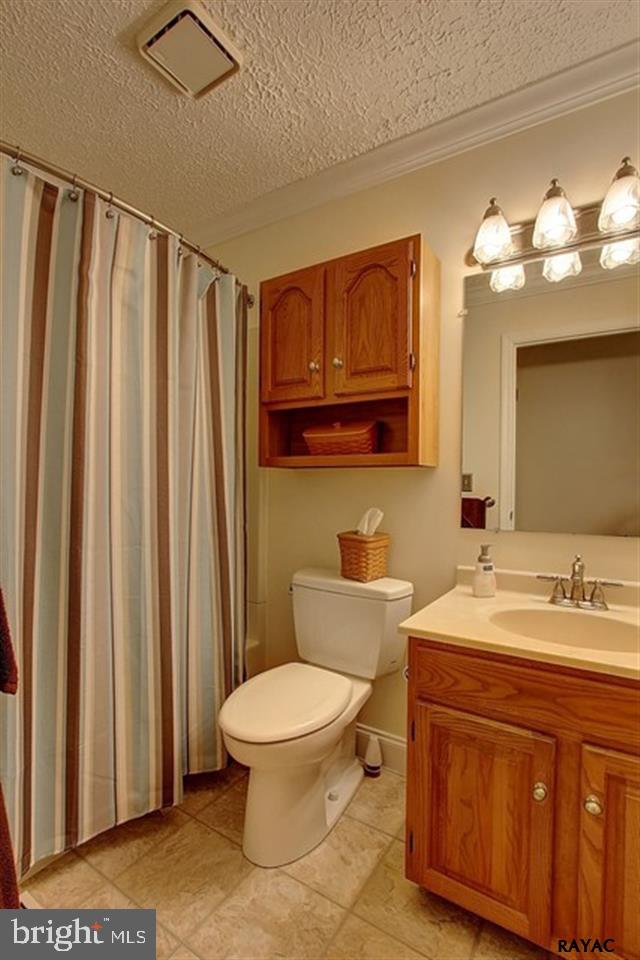 113 South Schoolhouse Road Thomasville, PA 17364 - Photo 21 of 29