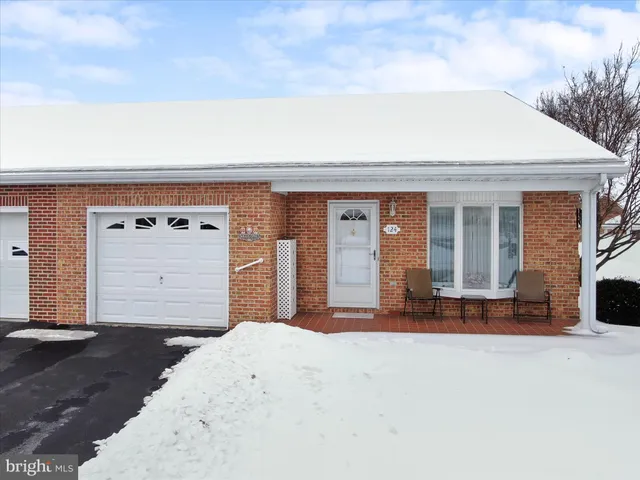 $325,000 | 124 Buttercup Drive, Hagerstown, MD 21740