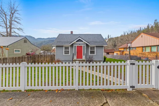 $249,000 | 215 North F Street, Orofino, ID 83544
