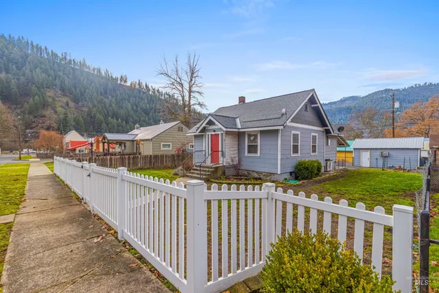 $249,000 | 215 North F Street, Orofino, ID 83544