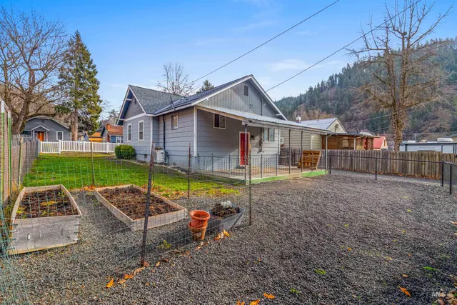 $249,000 | 215 North F Street, Orofino, ID 83544