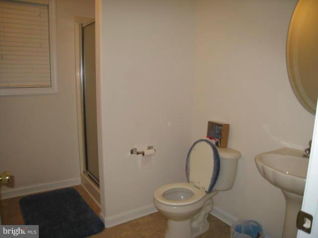 13090 Midway Road King George, VA 22485 - Photo 13 of 20 Bath