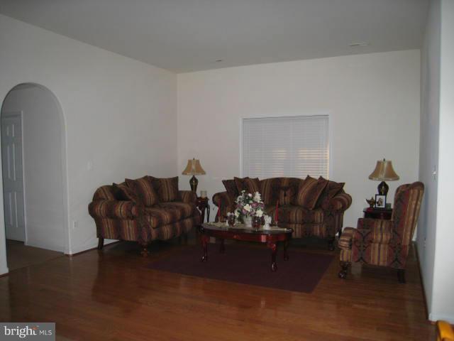 13090 Midway Road King George, VA 22485 - Photo 17 of 20 Living Room