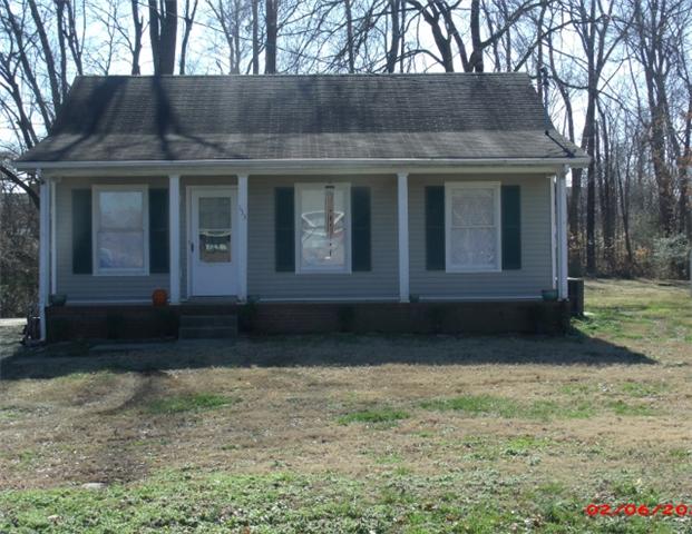 133 E Street Clarksville, TN 37042 - Photo 1 of 10 Welcome 133 East Street