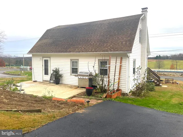 $2,500 | 695 West Kings Highway, Coatesville, PA 19320