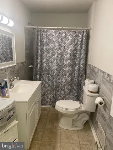 $2,500 | 695 West Kings Highway, Coatesville, PA 19320