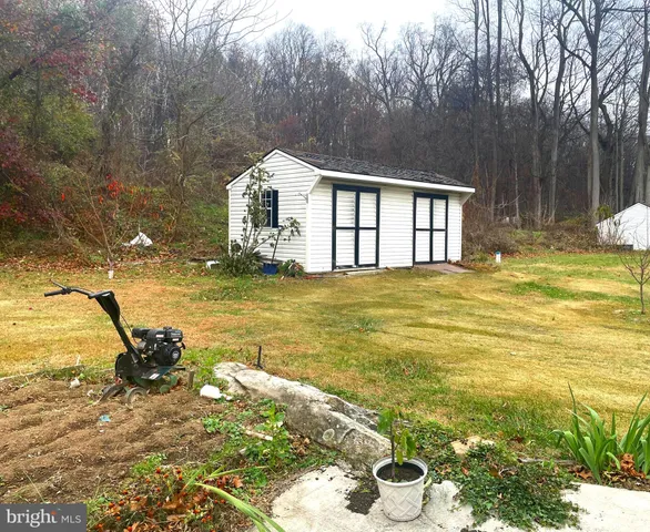 $2,500 | 695 West Kings Highway, Coatesville, PA 19320