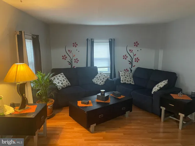 $2,500 | 695 West Kings Highway, Coatesville, PA 19320