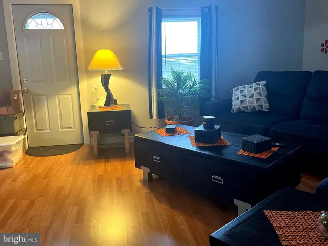 $2,500 | 695 West Kings Highway, Coatesville, PA 19320